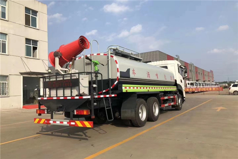 東風(fēng)天龍后八輪20噸噴霧車，國(guó)六綠化噴灑車